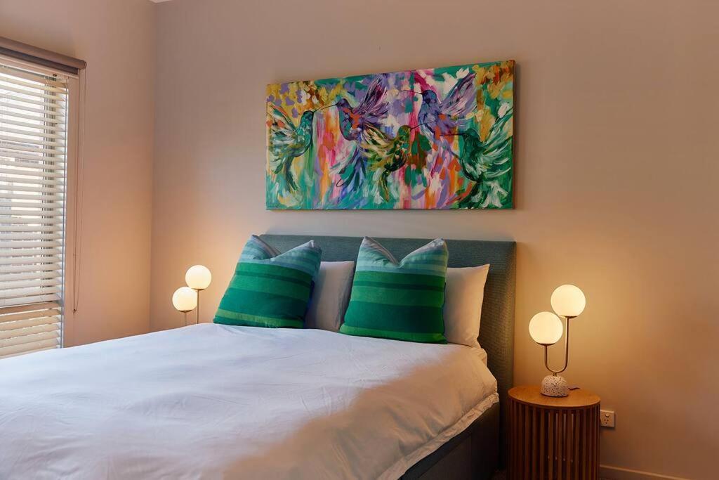 Vine Close Apartment Хилсвилл Экстерьер фото